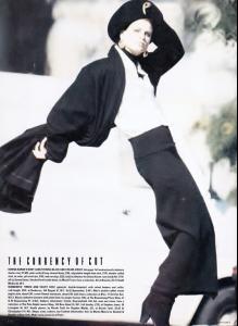 uk_vogue_jan_1986_35.thumb.jpg.46d545a0e19fc0fe5a8a26dc8ce11d87.jpg
