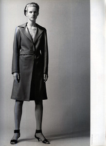 Stella-Tennant-Jil-Sander-1997-ph.David-Sims-01.thumb.jpg.1142bbc2495da69104ad7488e17f1581.jpg