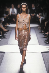 alberta-ferretti-ss-2000-11.thumb.jpg.4b95430670cd234ff41230af1a690356.jpg