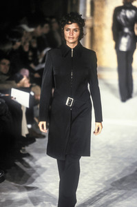 dirk-bikkembergs-fw-1997-14.thumb.jpg.2a8d9121e6ad475420f14302050814d8.jpg