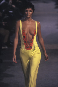 dirk-bikkembergs-ss-1997-12.thumb.jpg.36076519b7f1dcbe290c6dc0452f1184.jpg