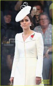 kate-middleton-has-worn-her-royal-wedding-outfit-twice-before-05.jpg