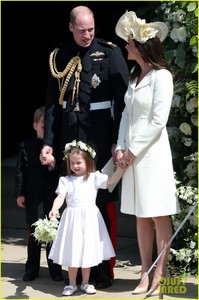 kate-middleton-prince-george-princess-charlotte-royal-wedding-18.jpg