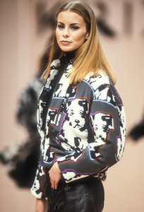 krizia-fw-1992-12.thumb.jpg.af6e6c4bcc1d4f5f26d90c00302f8332.jpg