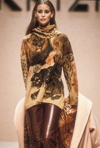 krizia-fw-1992-6.thumb.jpg.da5b3bb62d90a82d92fe8ba98c22a608.jpg