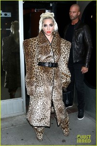 lady-gaga-rocks-fierce-leopard-print-outfit-in-nyc-10.jpg