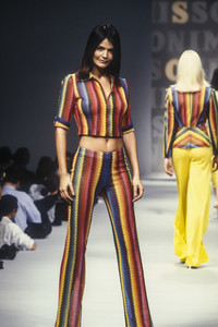 missoni-ss-1996-2.thumb.jpg.af85c13dfde6ef49e4d24d5dc1885791.jpg