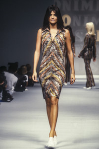 missoni-ss-1996-3.thumb.jpg.d622662deab0dcffc74be3a67b6bf943.jpg