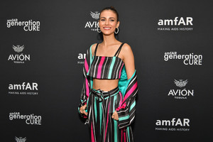 Victoria Justice attends the amfAR GenCure Solstice 2018 on June 21, 2018 in New York City.5.jpg