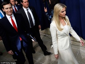 4C386B6800000578-5726945-Light_Ivanka-m-25_1526308105643.jpg