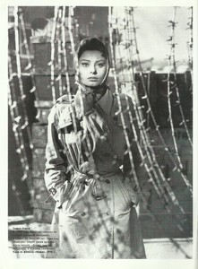 Lofficiel russia october 2002 1.jpg