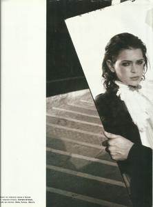 Lofficiel russia october 2002 Griet Troch 3.jpg