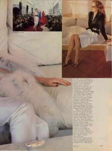 Rosie_Piel_Vogue_US_June_1980_04.thumb.jpg.e7dba2a988bf37c8d111d5cd6a6e6bb9.jpg