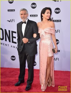 george-clooney-is-supported-by-wife-amal-at-afi-tribute-07.jpg