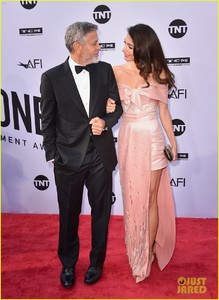 george-clooney-is-supported-by-wife-amal-at-afi-tribute-12.jpg