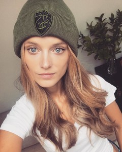 katebock_31354301_2115363822013188_3937768249109774336_n.jpg