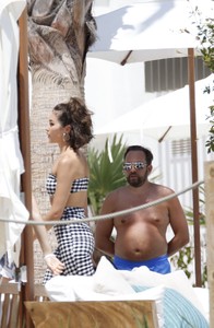 olivia-culpo-candids-photoshoot-set-in-ibiza-06-27-2018-4.jpg