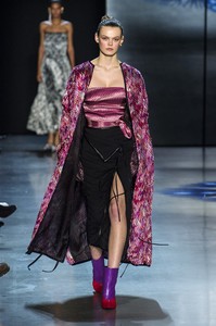 prabal-gurung-rf18-1535.thumb.jpg.90e4145d4adbee4791769c8bc461a789.jpg