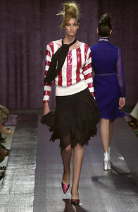1963452802_CatherineMalandrinoFW2001NYFW34.thumb.jpg.4d43bc87a5cd45ac79be3f67bf5a5b46.jpg