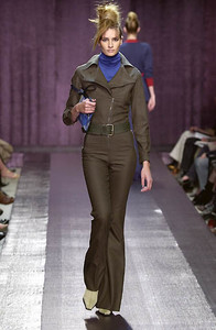 292364332_CatherineMalandrinoFW2001NYFW32.thumb.jpg.b3d3337dbea86a38c23f2e7f8f06dad1.jpg