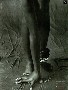 Africa_Ferri_Vogue_Italia_June_1989_06.thumb.png.495be2a57799be39dea4e9a8900069c7.png