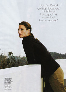 Christy_Turlington_Beauty_and_Soul_Vogue_US_August_2009_07.thumb.jpg.65a0186254aa102e50e290975ee5b589.jpg