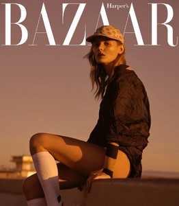 Harpers-Bazaar-Czech-Paige-Reifler-Andreas-Ortner-20.thumb.jpg.f22ba4fbd895978bbca3cebff6e19ad6.jpg