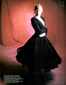 Vallhonrat_Vogue_Italia_September_1986_Speciale_19.thumb.png.5354d9d9a813b5dcc1e81df12ea94b22.png