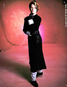 Vallhonrat_Vogue_Italia_September_1986_Speciale_21.thumb.png.9e6a163b00405f337c57d83108e04dbe.png