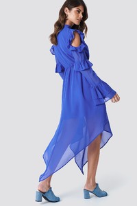 andrea_hedenstedt_cold_shoulder_flounce_maxi_dress_1520-100094-0277_02d.jpg