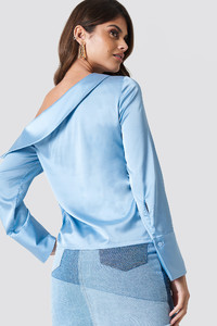 andrea_hedenstedt_one_shoulder_folded_blouse_1520-100080-0047_02b.jpg