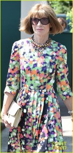 anna-wintour-wimbledon-july-2018-01.jpg