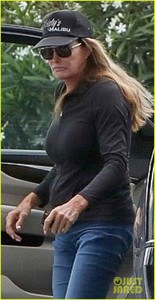 caitlyn-jenner-fourth-july-2018-05.jpg