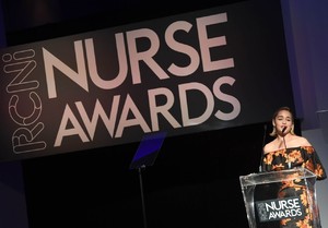 emilia-clarke-nurse-of-the-year-awards-2018-in-london-1.thumb.jpg.b8d89c34e8b48cf0ac88033b27ccfffa.jpg