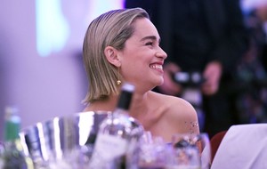 emilia-clarke-nurse-of-the-year-awards-2018-in-london-3.thumb.jpg.ae68c8d7a5d7ae3d8548341cd3fed05f.jpg