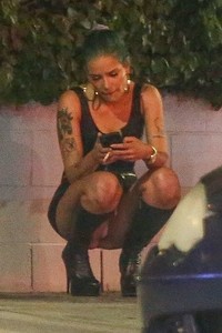 halsey-post-malone-s-concert-at-the-hollywood-bowl-06-29-2018-3.jpg