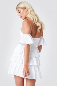 linn_ahlborg_off_shoulder_triple_layer_dress_1561-000054-0001_02k.jpg