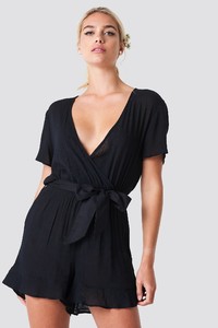 linn_ahlborg_short_sleeve_wrap_playsuit_1561-000050-0002_01j.jpg