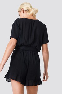 linn_ahlborg_short_sleeve_wrap_playsuit_1561-000050-0002_02k.jpg