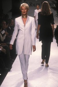 ralph-lauren-ss-1997-1.thumb.jpg.d959356222bb8dcda43d056dbbc45b10.jpg