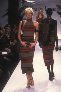 ralph-lauren-ss-1997-3.thumb.jpg.4e42f44287ac4cbc09c7457b3816999e.jpg