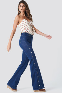 trendyol_high_flared_jeans_1494-000689-0003_04c.jpg