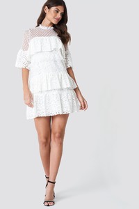 trendyol_lace_dot_mini_dress_1494-000609-0244_03c.jpg