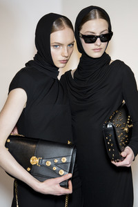 versace-bks-z-rf18-7276.thumb.jpg.ca864e3b4af138633f9acaa58ed6fd33.jpg