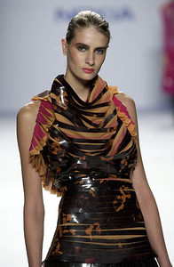 1390333842_GenArtTrosmanChurbaFW2001NYFW24.thumb.jpg.80d50cd72b70a7e9a874d76d8402d16c.jpg
