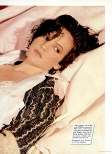 1515134997_DianeLaneNewYorkMagazine21Nov1983mentionablesbybruceweber02.thumb.jpg.8b66bd4bd3038e0c76a8da67ff98c3a4.jpg