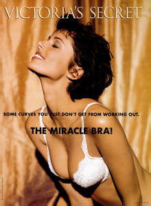 394660165_VictoriasSecret199401.thumb.jpg.7675ed4dc4666c69b35b682eaac11766.jpg