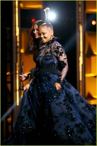 janet-jackson-black-girls-rock-2018-12.jpg