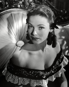 kinopoisk.ru-Gene-Tierney-2360719.jpg