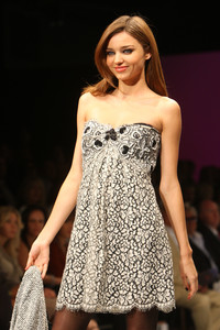 miranda_kerr_17.jpg